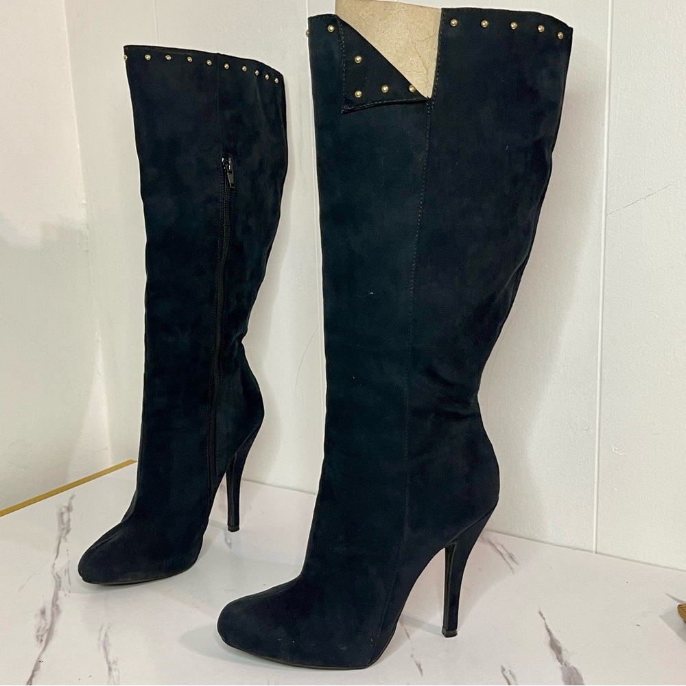 Forever Selected By Paula Abdul Tall High Heel Black Boots W/Goldtone Studs - 8